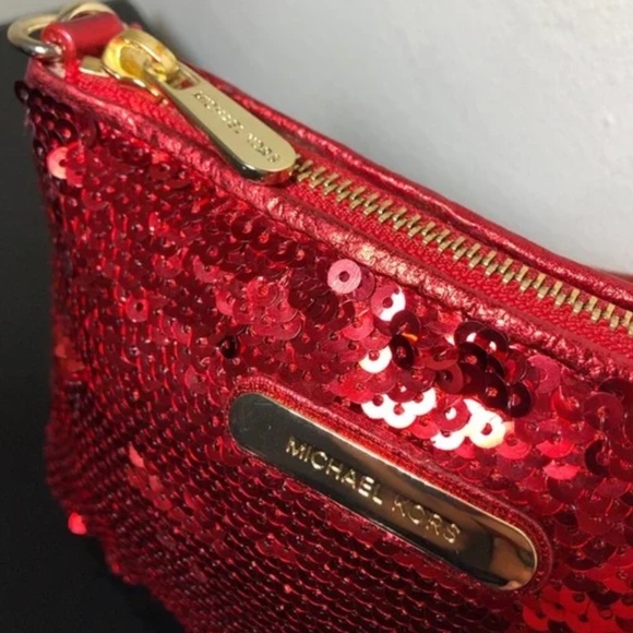 Michael Kors 🎁Red Sequin Wristlet Mini Bag🎁 Perfect for Holidays - Picture 11 of 11